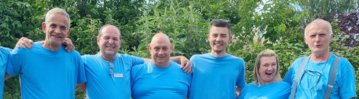 Gruppenbild Mitarbeiter Hausmeister Service Tschöcke Köln
