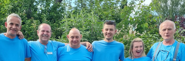 hausmeisterservice_tschoecke_gruppenbild_klein5
